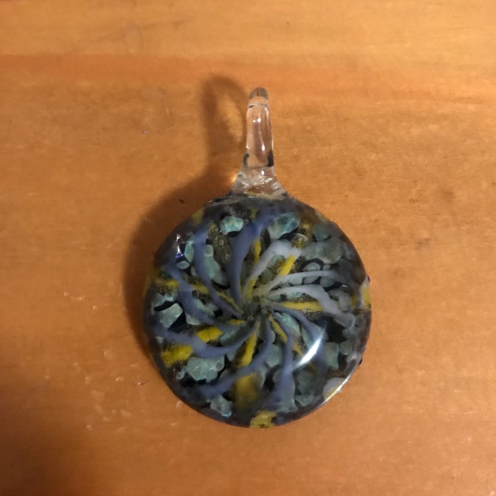 Glass pendant